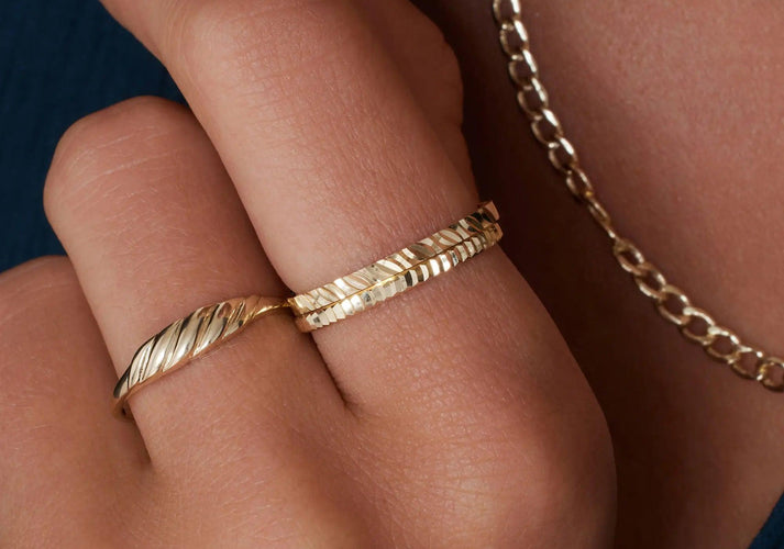 Tov Essentials Diamond Cut Aanschuifring 14 Karaat Goud