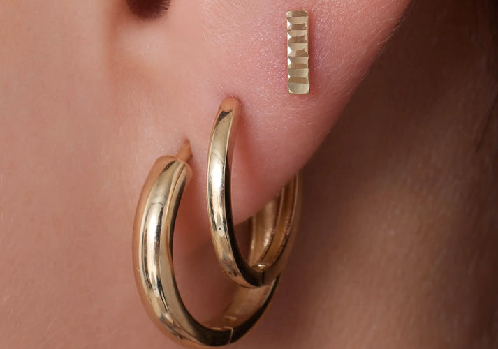 Tov Essentials Diamond Cut Staaf Oorknopjes 14 Karaat Goud