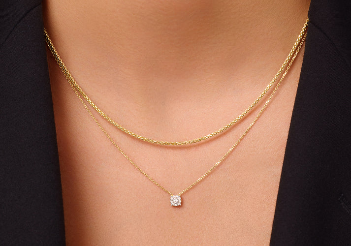 Tov Essentials Four Prong Diamant Halo Pendant Ketting (0.05 Ct) 14 Karaat Goud Met Diamanten