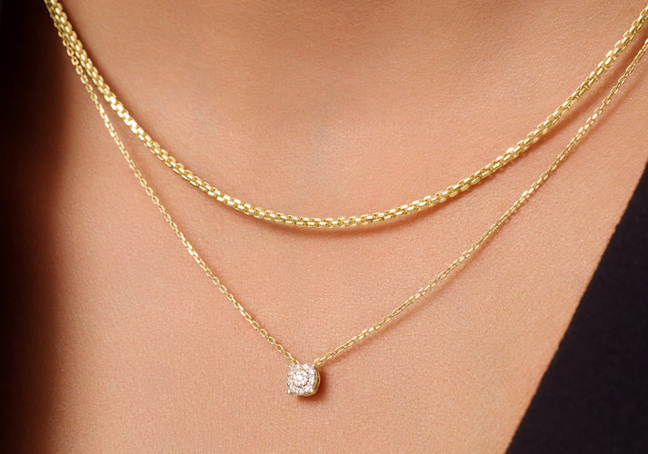 Tov Essentials Four Prong Diamant Halo Pendant Ketting (0.05 Ct) 14 Karaat Goud Met Diamanten