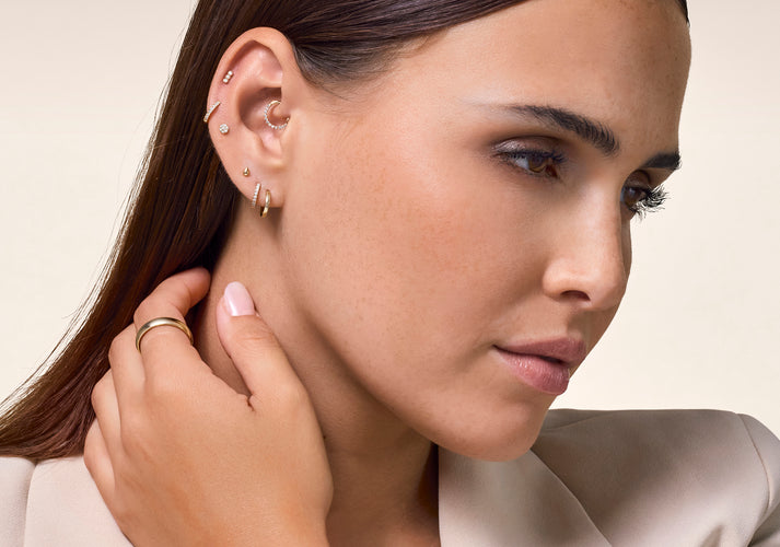 Tov Essentials Geschakelde Diamant Bezel Set Piercing (0.03 Ct) 14 Karaat Goud Met Diamanten