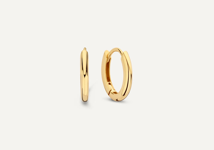 tov essentials Ovale Huggie Hoops (12mm) 14 Karaat Goud