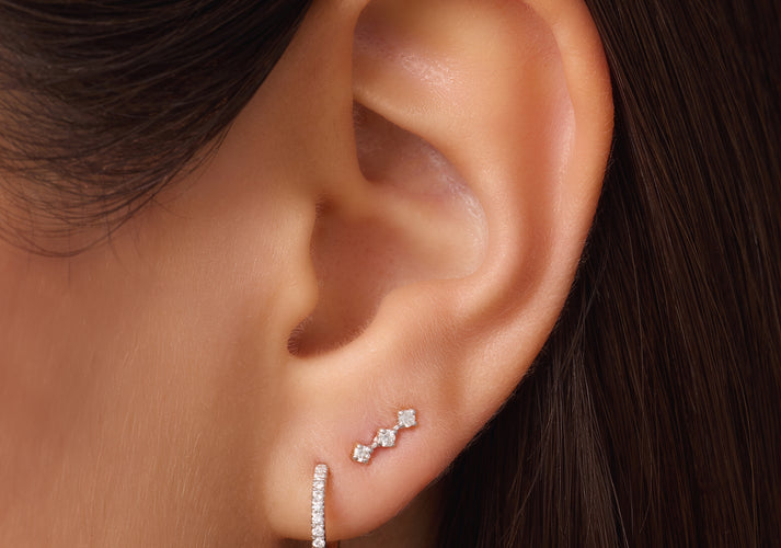 Tov Essentials Pavé Diamant Huggie Hoops (12mm) (0.12 Ct) 14 Karaat Goud Met Diamanten