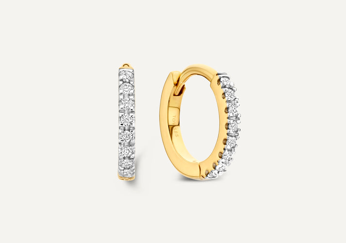 tov essentials Pavé Diamant Kleine Huggie Hoops (10mm) (0.06 ct) 14 Karaat Goud met Diamanten