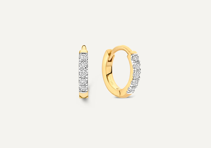 tov essentials Pavé Diamant Mini Huggie Hoops (8mm) (0.05 ct) 14 Karaat Goud met Diamanten
