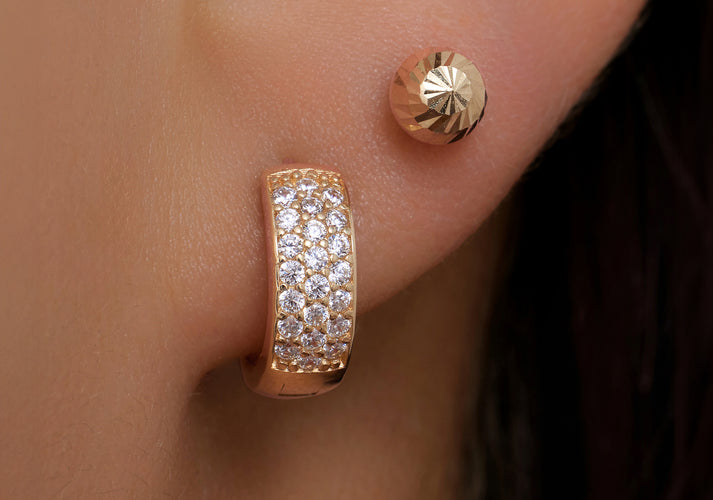 Tov Essentials Pavé Zirkonia Brede Kleine Huggie Hoops (10mm) 14 Karaat Goud