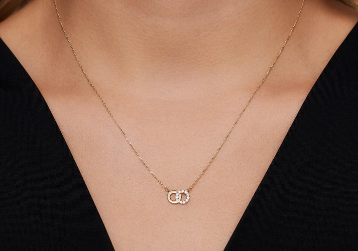Tov Essentials Pavé Zirkonia Linked Infinity Pendant Ketting 14 Karaat Goud