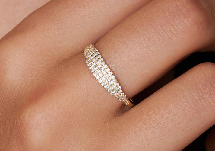 Tov Essentials Pavé Zirkonia Zegelring 14 Karaat Goud