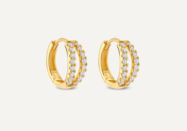 tov essentials Sparkling Pavé Zirkonia Dubbele Huggie Hoops (12mm) 14 Karaat Goud