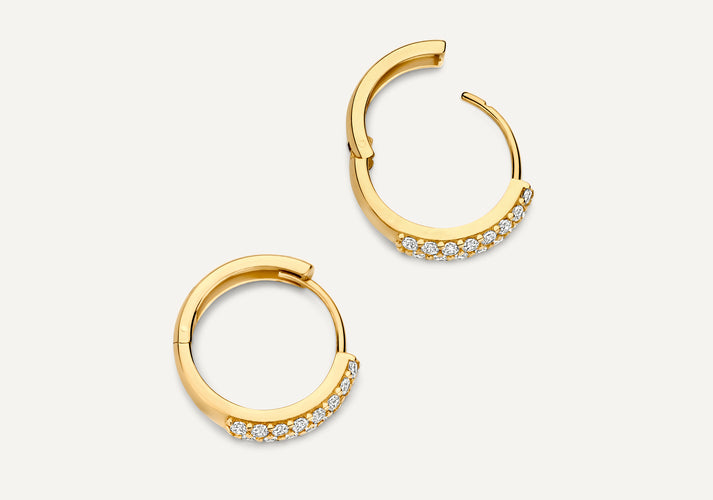 Tov Essentials Sparkling Pavé Zirkonia Huggie Hoops (15mm) 14 Karaat Goud