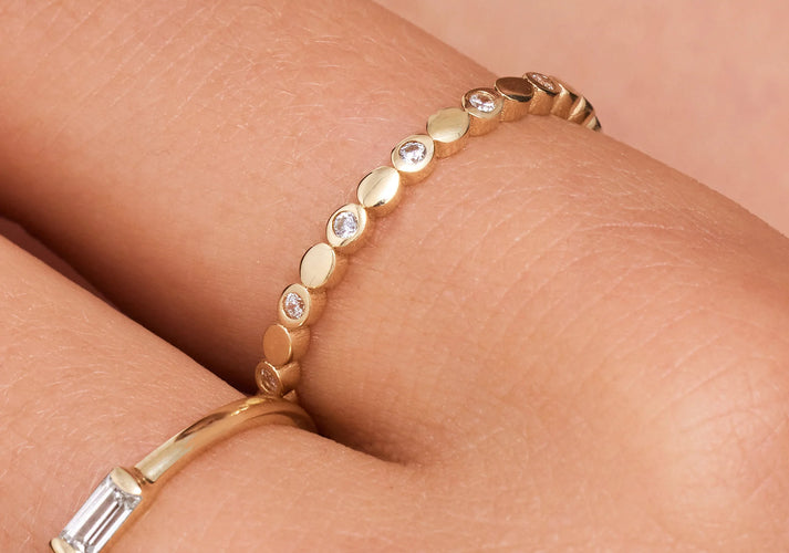 Tov Essentials Sparkling Zirkonia Bezel Dot Eternity Ring 14 Karaat Goud