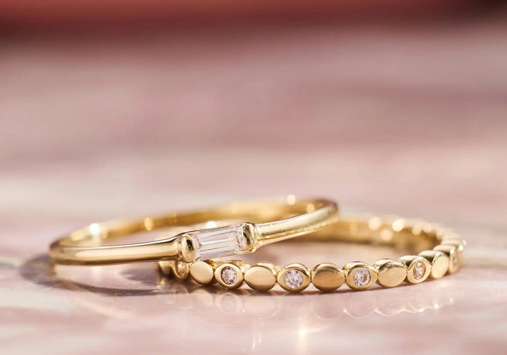 Tov Essentials Sparkling Zirkonia Bezel Dot Eternity Ring 14 Karaat Goud