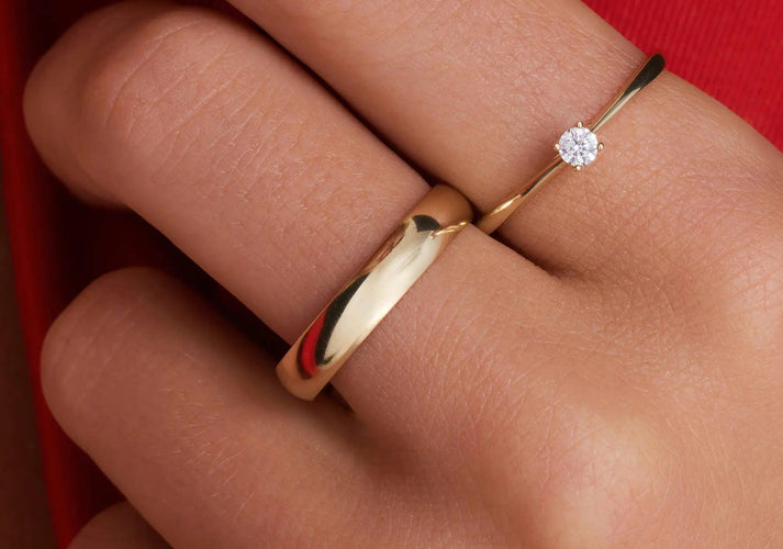 Tov Essentials 4 Mm Curve Band Ring 14 Karaat Goud