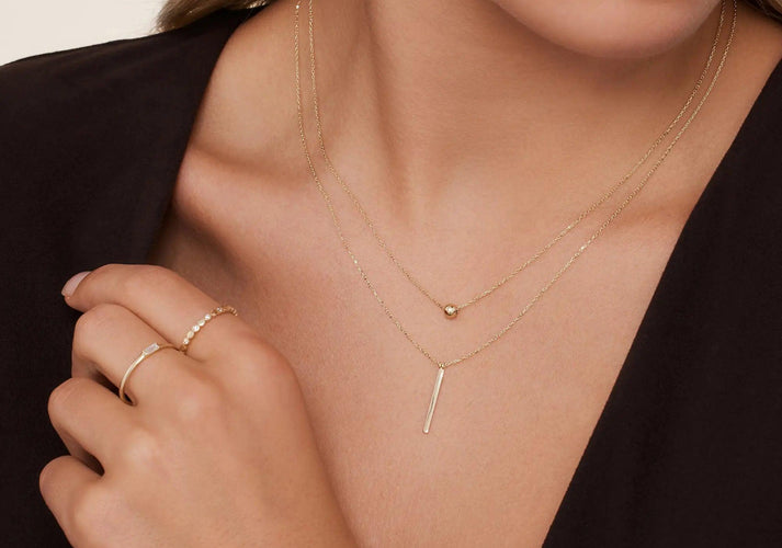 Tov Essentials Verticale Staaf Pendant Ketting 14 Karaat Goud