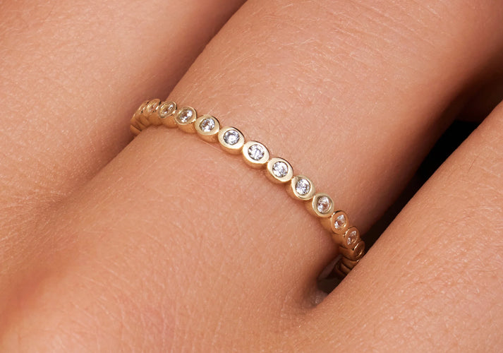 Tov Essentials Zirkonia Bezel Dot Eternity Ring 14 Karaat Goud