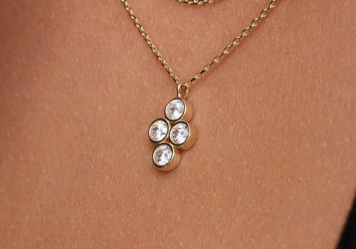 Tov Essentials Zirkonia Bloem Pendant Ketting 14 Karaat Goud