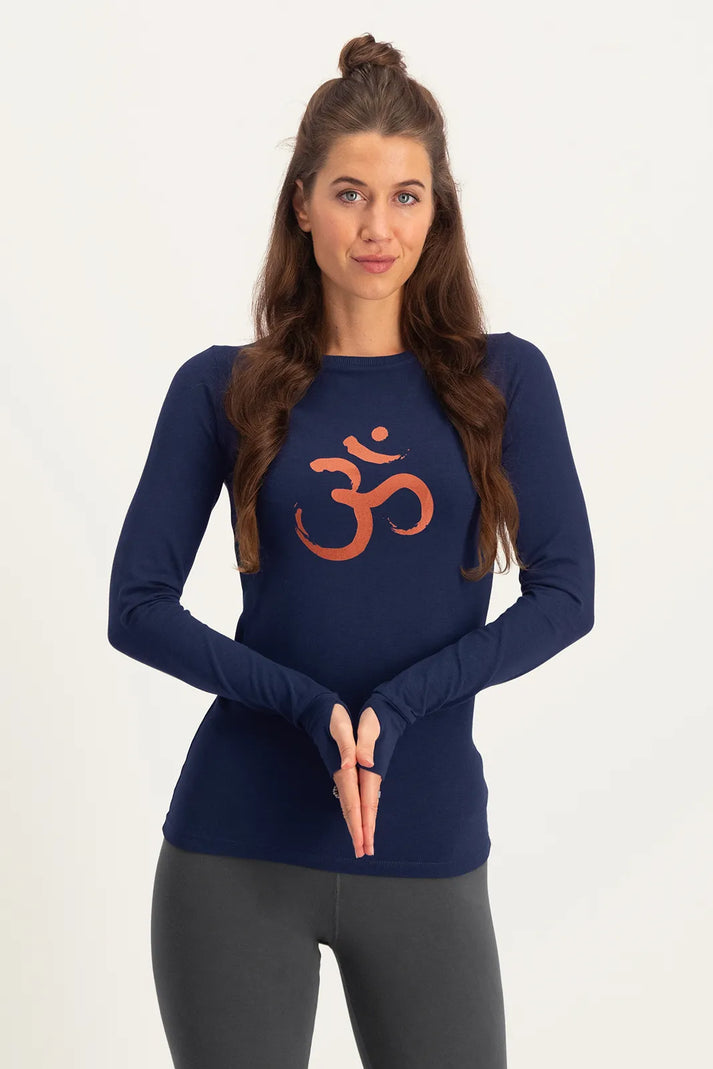urban goddess Karuna OM Yoga Longsleeve Shirt - Midnight