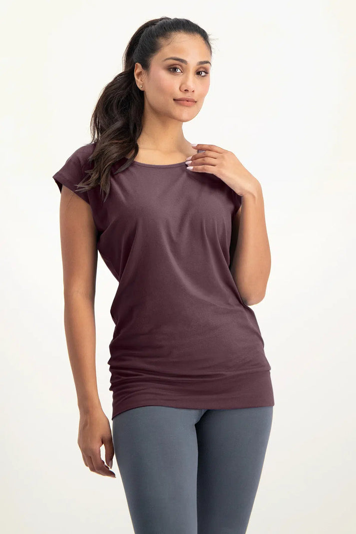 urban goddess Asana Yoga Tee - Berry