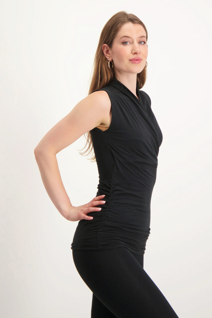 urban goddess Good Karma Yoga Top - Urban Black