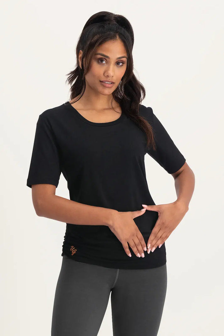 urban goddess Kami Yoga Tee - Onyx Black