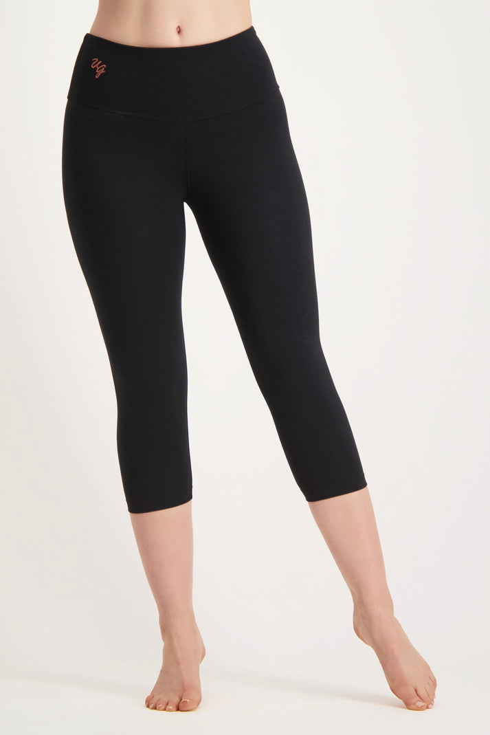 urban goddess Satya Yoga Capri Legging - Urban Black
