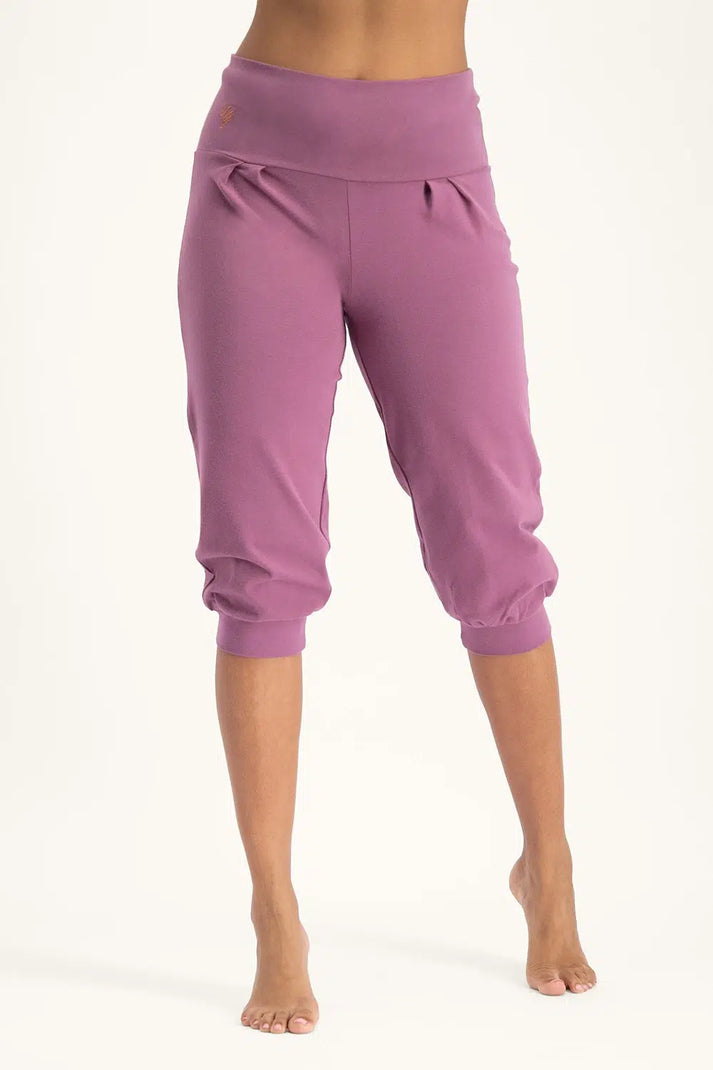 urban goddess Sukha Yoga Capri - Mauve