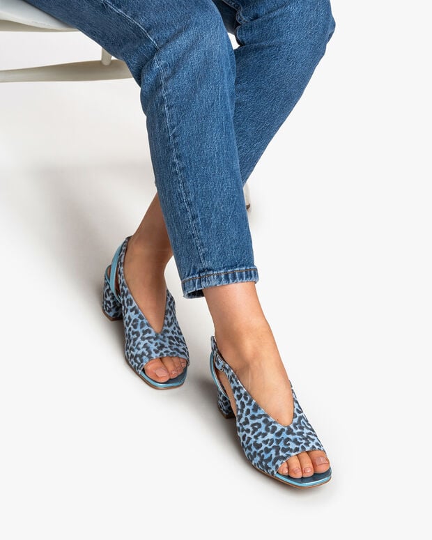 van bommel Asti 04.01 Lichtblauw