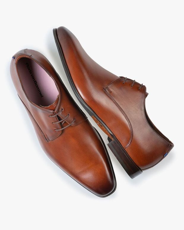 Van Bommel Gilli 02.00 Cognac