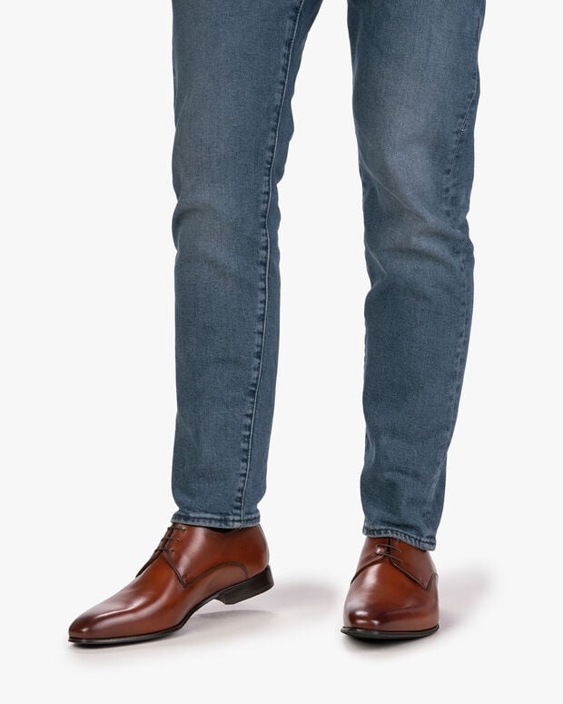 van bommel Gilli 02.00 Cognac