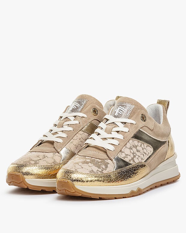 Van Bommel Mari 03.02 Goud