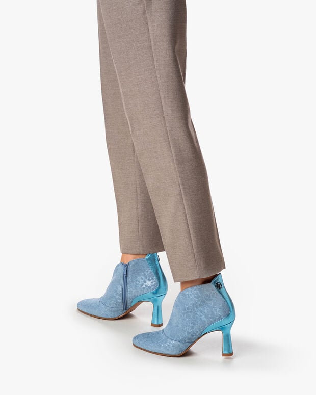 van bommel Saxi 04.08 Lichtblauw