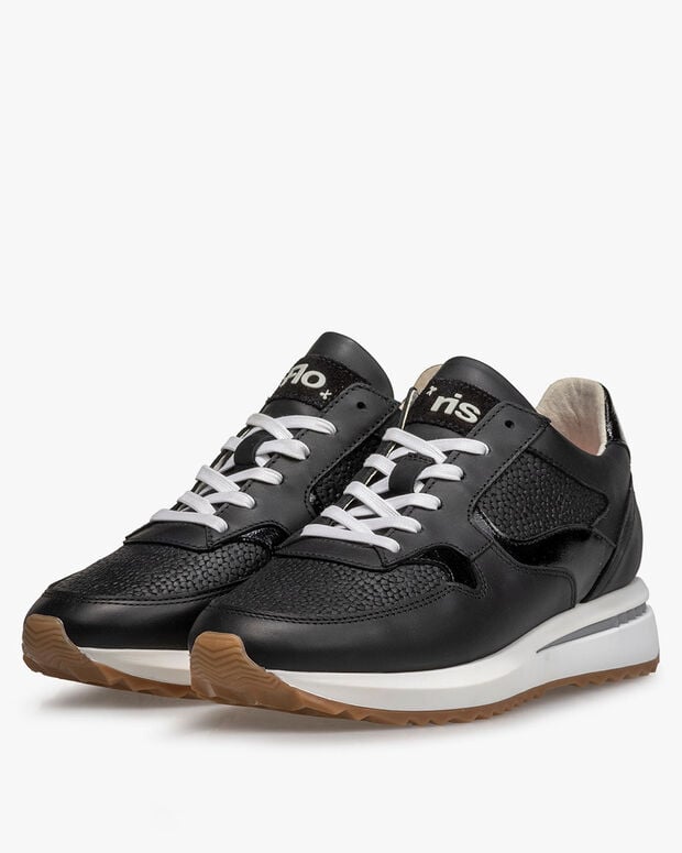 Van Bommel Sumi 03.18 Zwart