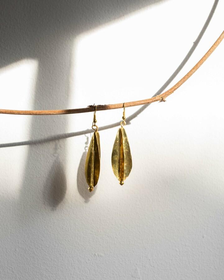 van verre Fulani oorbellen jump short