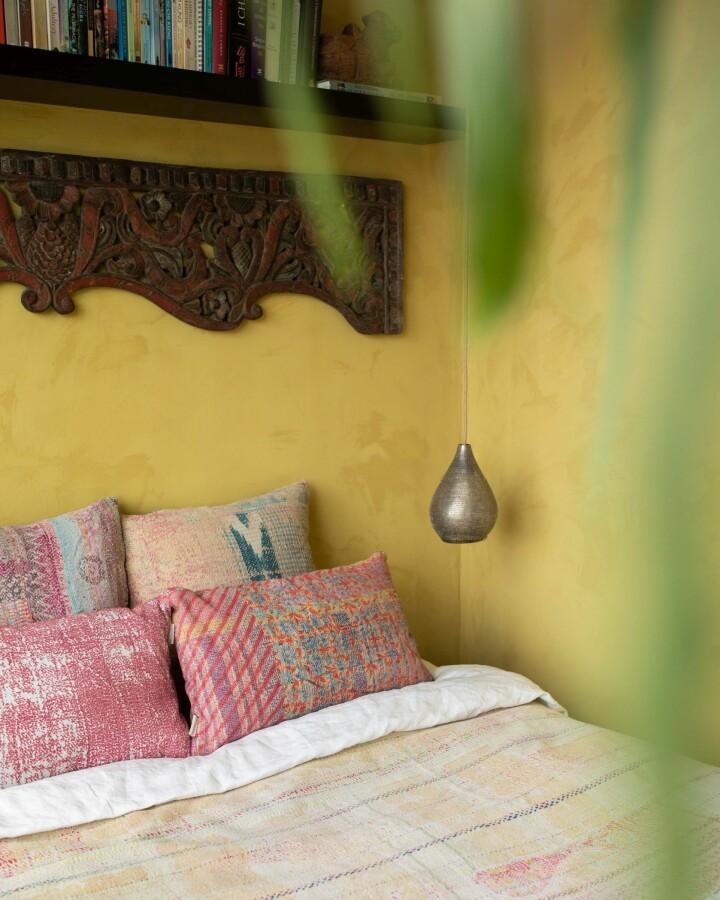 Van Verre Kantha Sari Kussen 35x60cm