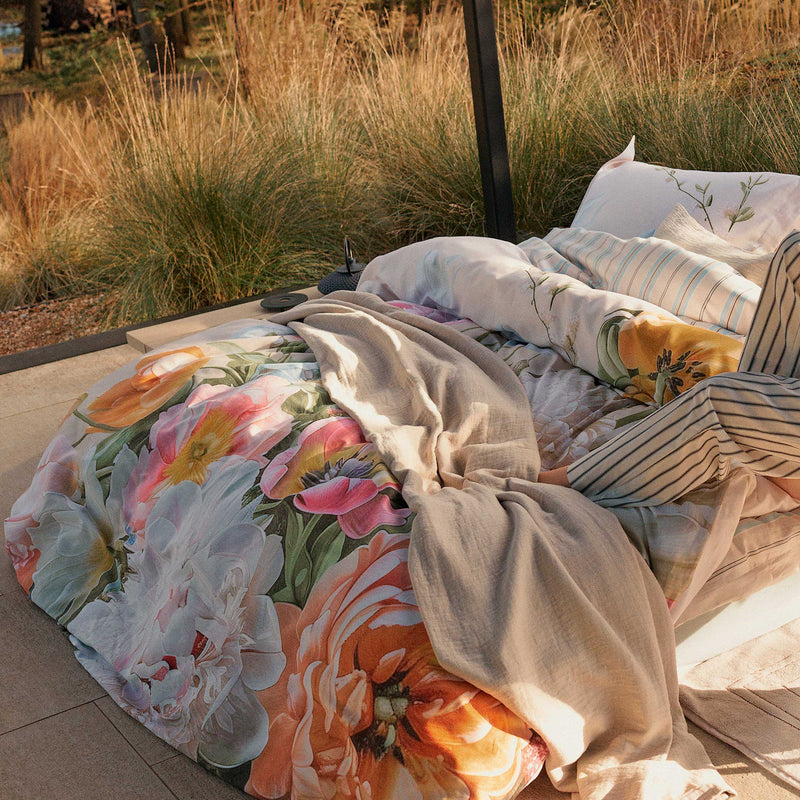 Vandyck FLEUR FESTIVE Dekbedovertrekset | Cream Tan Lavender Blue