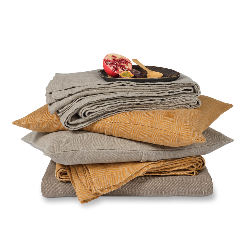 Vandyck PURE 52 Plaid | Hazel Sandy Gold