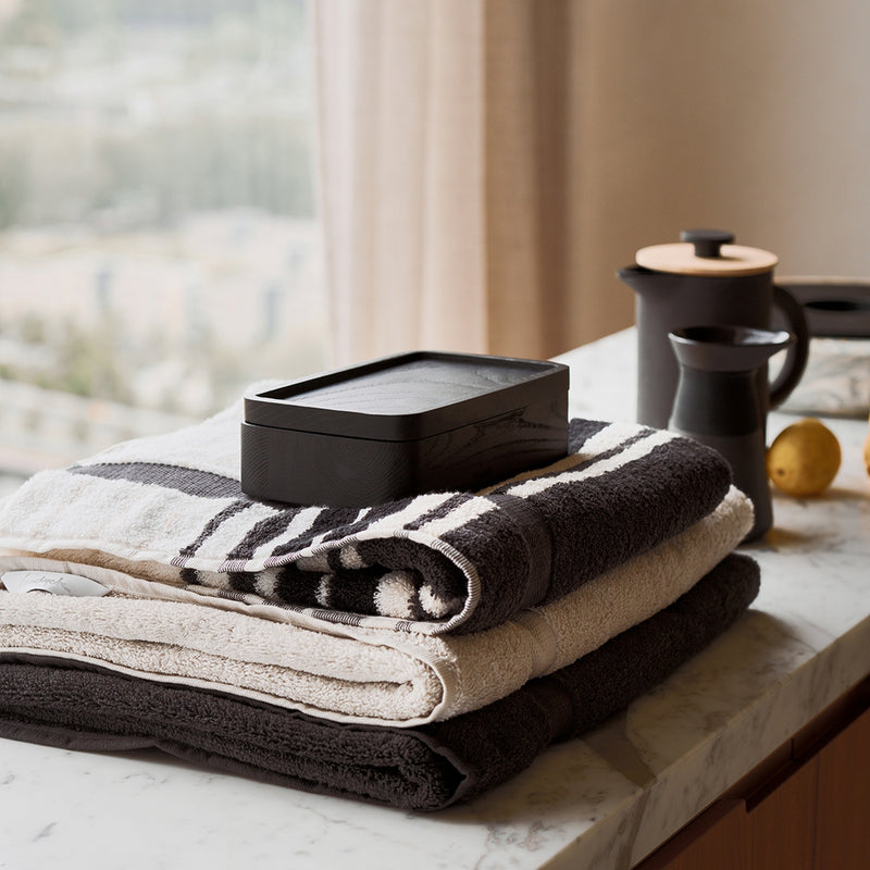 Vandyck RANGER TOWELS NEW | Off Black Hazel