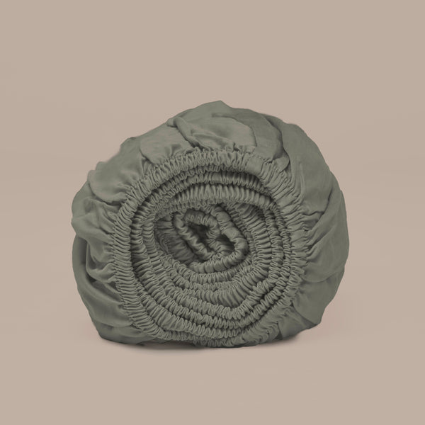 vtwonen Coco & Cici - Bamboe Hoeslaken 180 x 200 cm - 2 Persoons Beddengoed - Olijfgroen - Elastiek Rondom - 100% Eco Bamboe