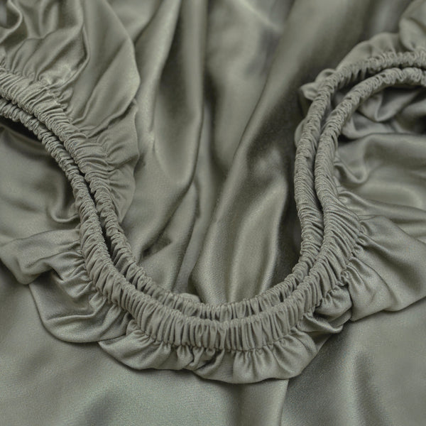 Vtwonen Coco & Cici - Bamboe Hoeslaken Topper 180 X 200 Cm - 2 Persoons Beddengoed - Olijfgroen - Elastiek Rondom - 100% Eco Bamboe