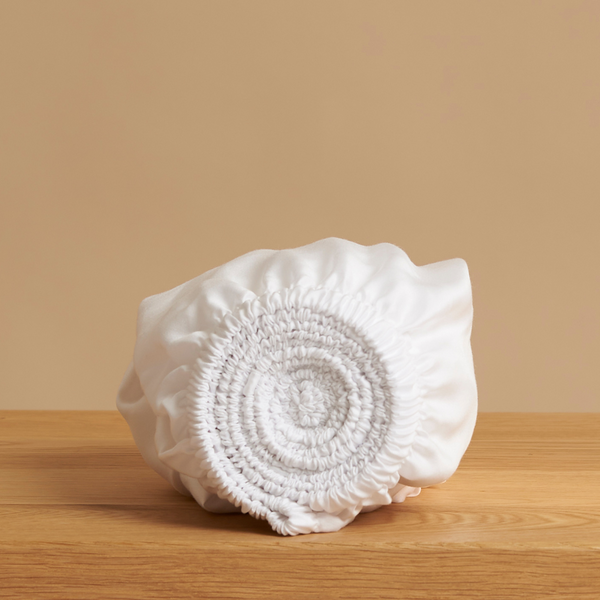 vtwonen Coco & Cici - Tencel Sateen Hoeslaken 180 x 210 cm - 2 Persoons Beddengoed - Lyocell - Elastiek Rondom - Wit - Extra Zacht