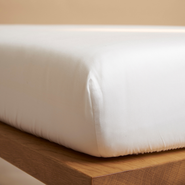 Vtwonen Coco & Cici - Tencel Sateen Hoeslaken 200 X 200 Cm - 2 Persoons Beddengoed - Lyocell - Elastiek Rondom - Wit - Extra Zacht