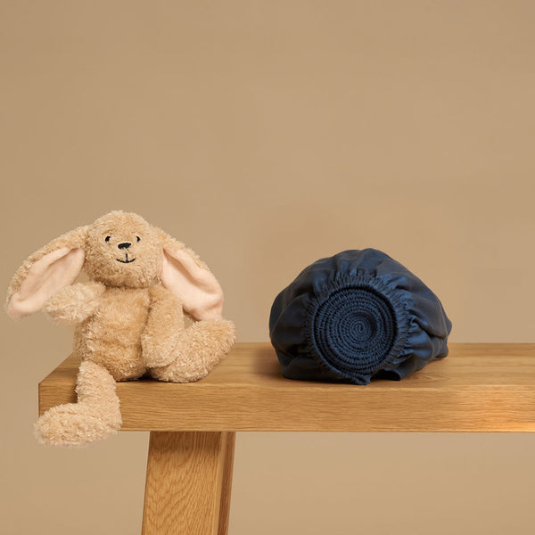 vtwonen Coco & Cici - Tencel Sateen Hoeslaken 70 x 145 cm - 1 Persoons Beddengoed - Kinderbeddengoed - Lyocell - Hypoallergeen & Extra Zacht - Donker Blauw
