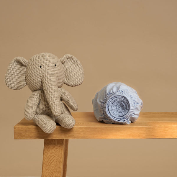 vtwonen Coco & Cici - Tencel Twill Hoeslaken 70 x 145 cm - 1 Persoons Beddengoed - Kinderbeddengoed - Lyocell - Hypoallergeen & Extra Zacht - Licht Blauw