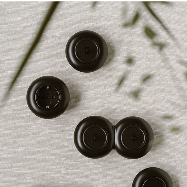 Vtwonen De Oude Schakelaar 2-voudige Schakelaar - Mat Zwart - Rond