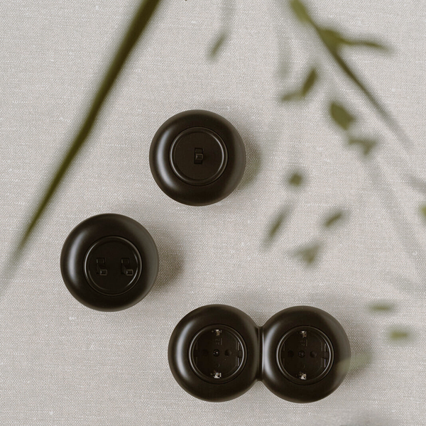 Vtwonen De Oude Schakelaar Dubbele Schakelaar - Mat Zwart - Rond