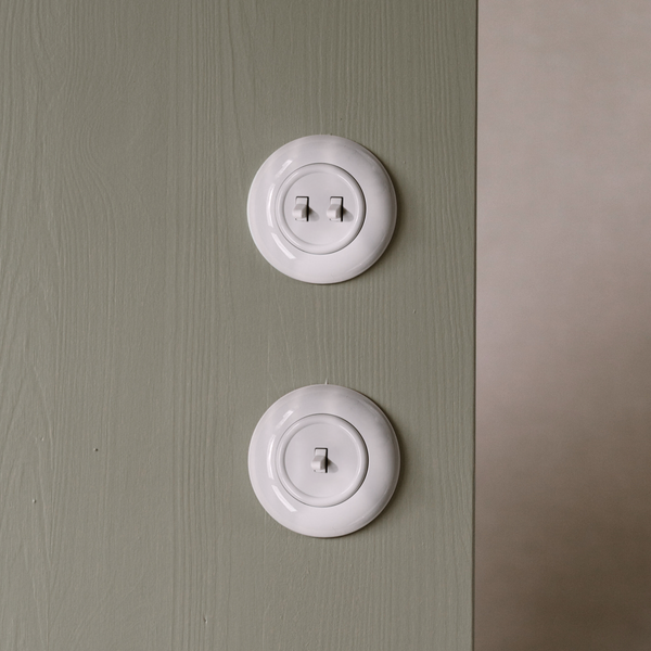 Vtwonen De Oude Schakelaar Dubbele Schakelaar - Wit - Rond