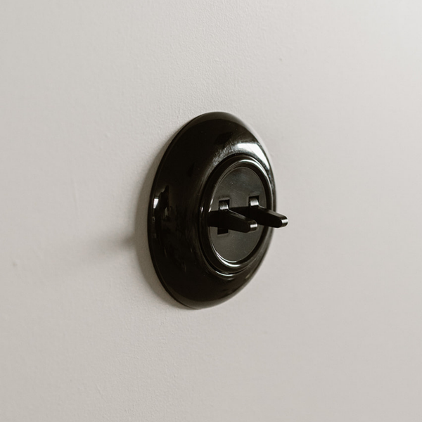 Vtwonen De Oude Schakelaar Dubbele Schakelaar - Zwart - Rond