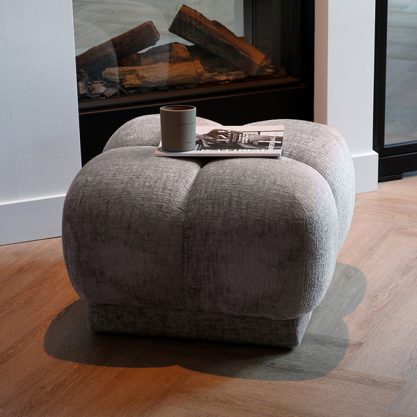 Vtwonen DÉJA Living Poef Timéo - Taupe - Stof - 64x64x41cm