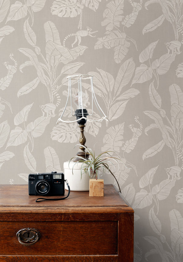 Vtwonen ESTAhome Behang Apen En Jungle Bladeren Warm Grijs - 50 X 900 Cm - 139862