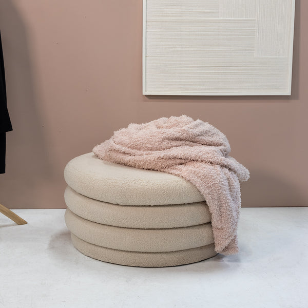 Vtwonen Giga Meubel Poef Gilbert - Beige - Stof - 79x79x38cm